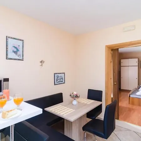 Appartement Kanjuo By The Sea - Comfort One Bedroom With Terrace And... Mlini